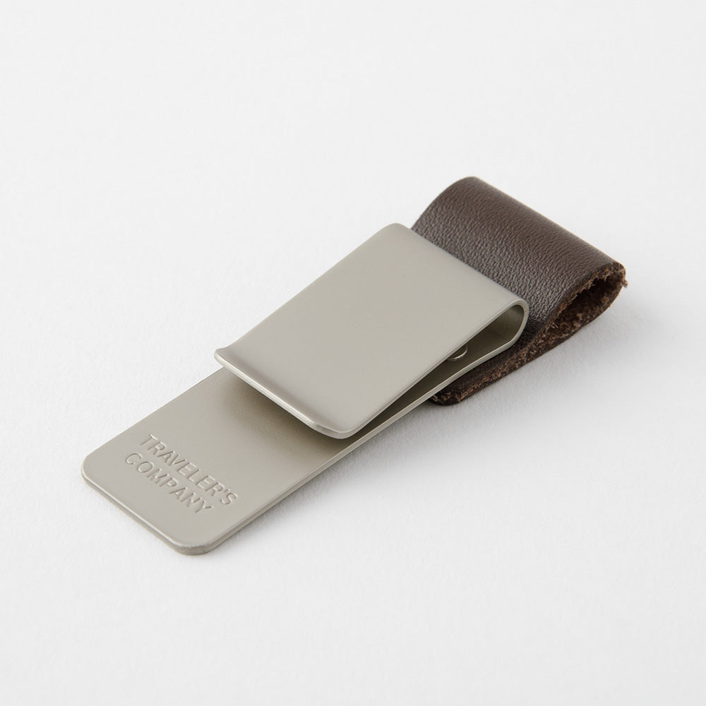 Traveler's Notebook Pen Holder | Brown | 016 - Simple Paper 