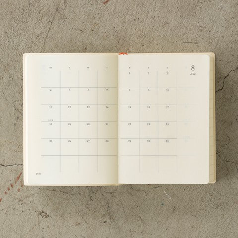 Midori MD Notebook Diary 1 Day 1 Page 2025 | A6 - Simple Paper 