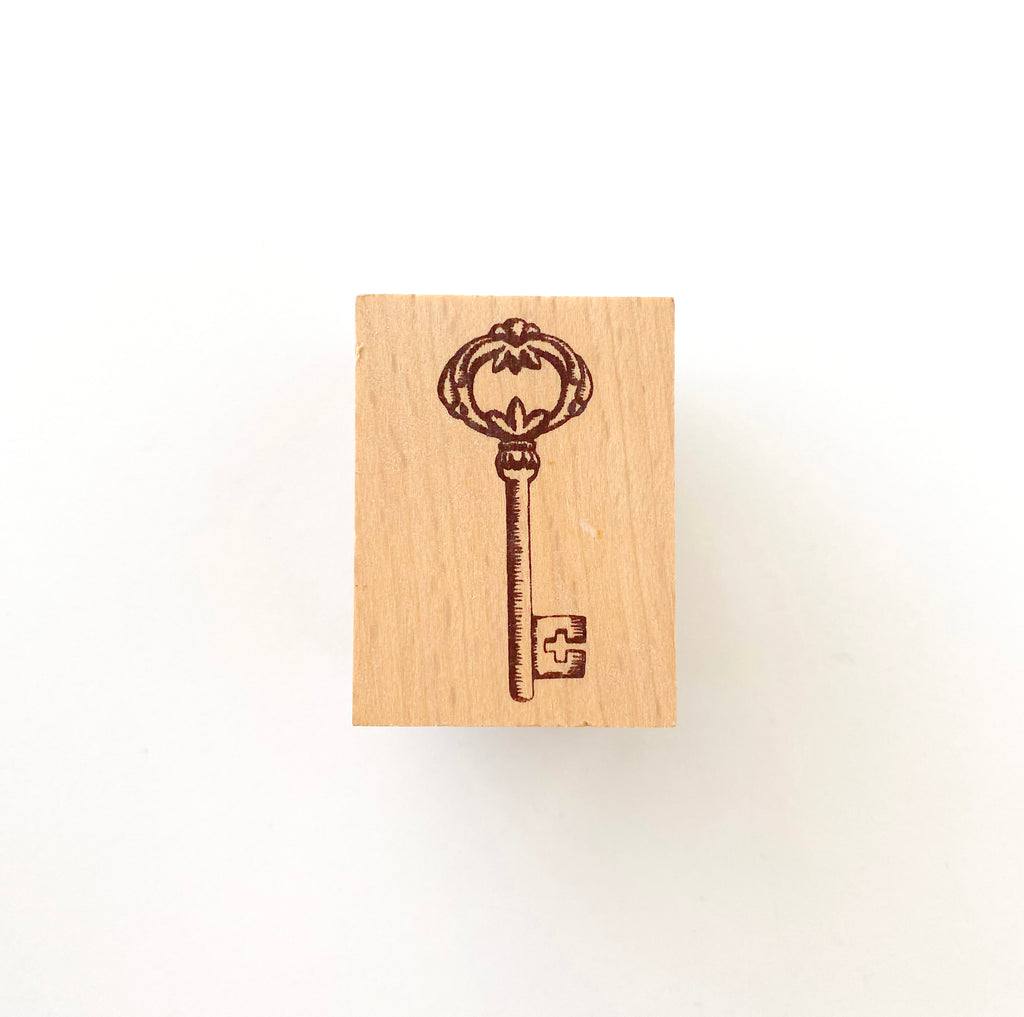 Arte Co Rubber Wood Stamp | Vintage Key - Simple Paper 