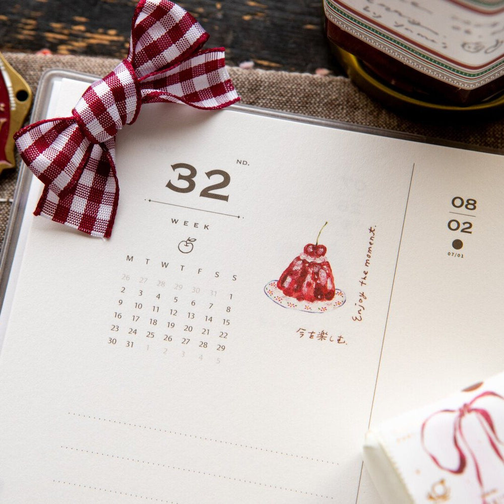 Week 32 page with a small jam illustration. Photo: OURS Studio